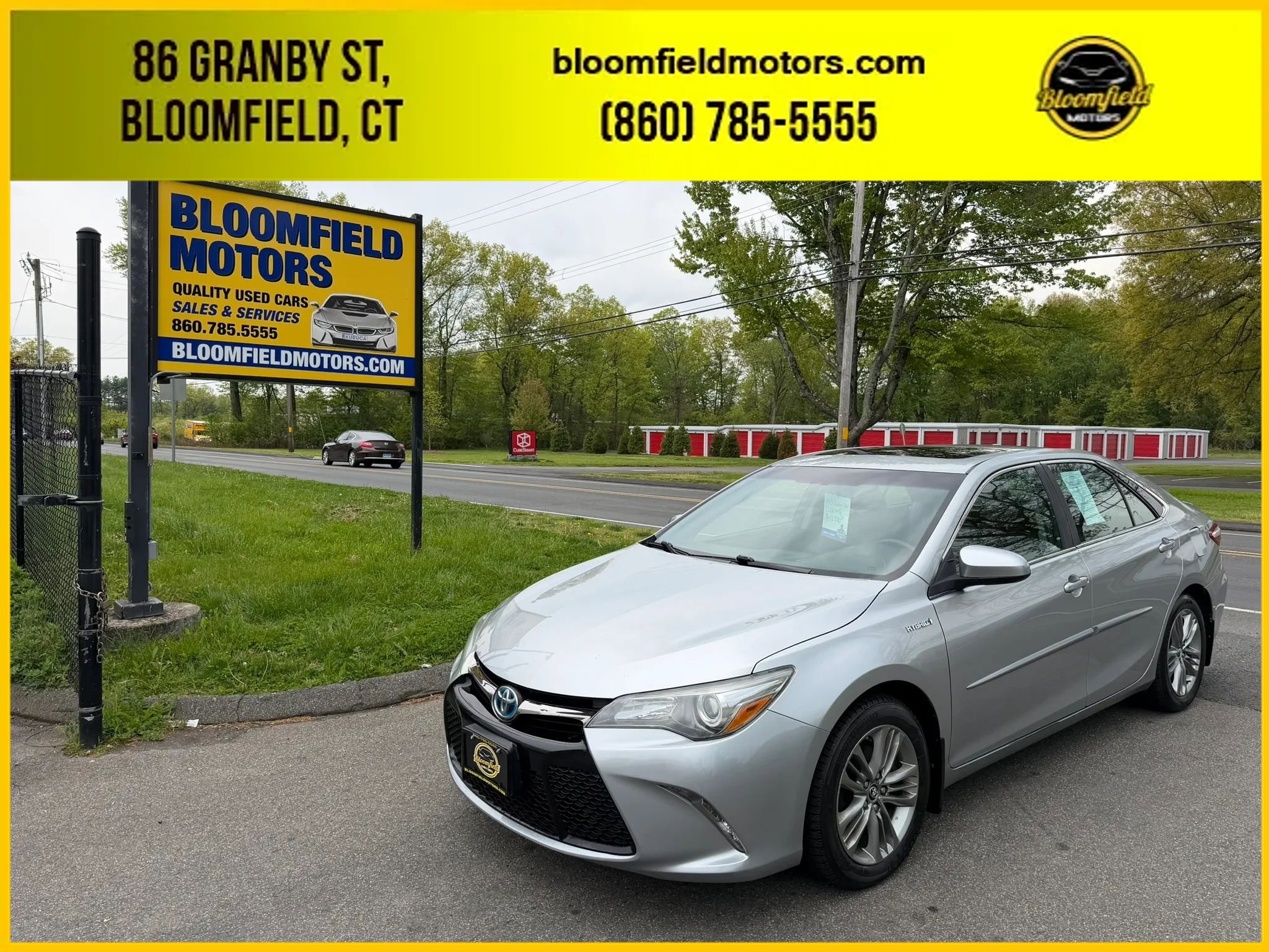 Used 2015 Toyota Camry SE w/ Moonroof Package