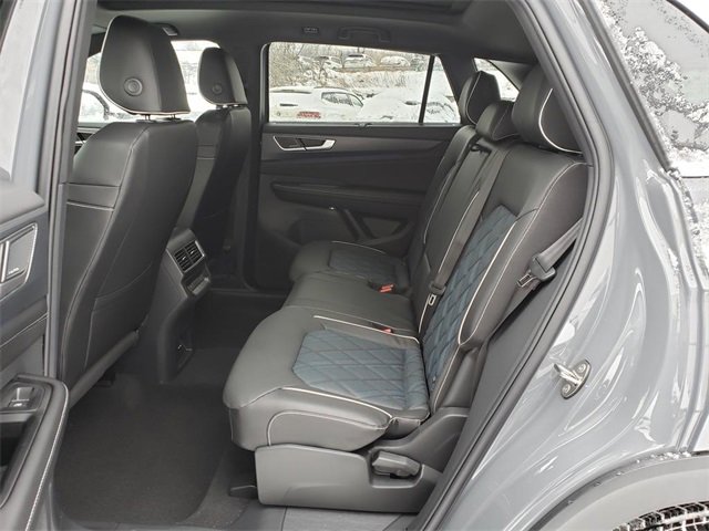 New 2026 Volkswagen Atlas Cross Sport SEL Premium R-Line image 8