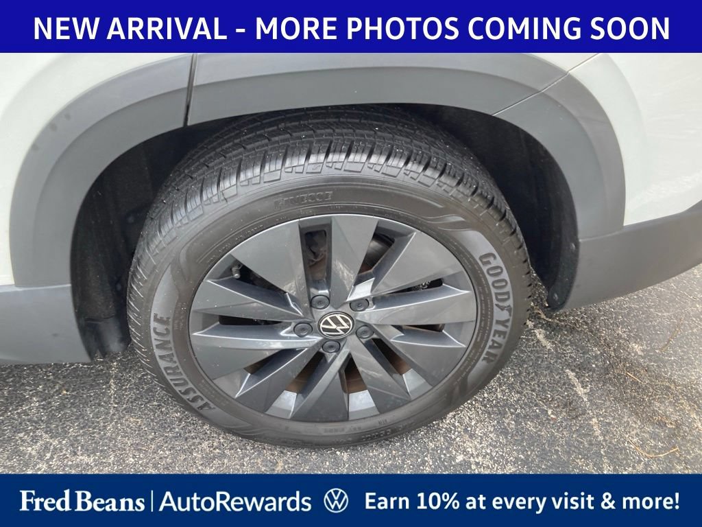 Used 2023 Volkswagen Taos S FWD image 7