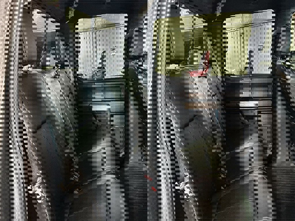 Used 2019 Ford F150 Lariat image 28