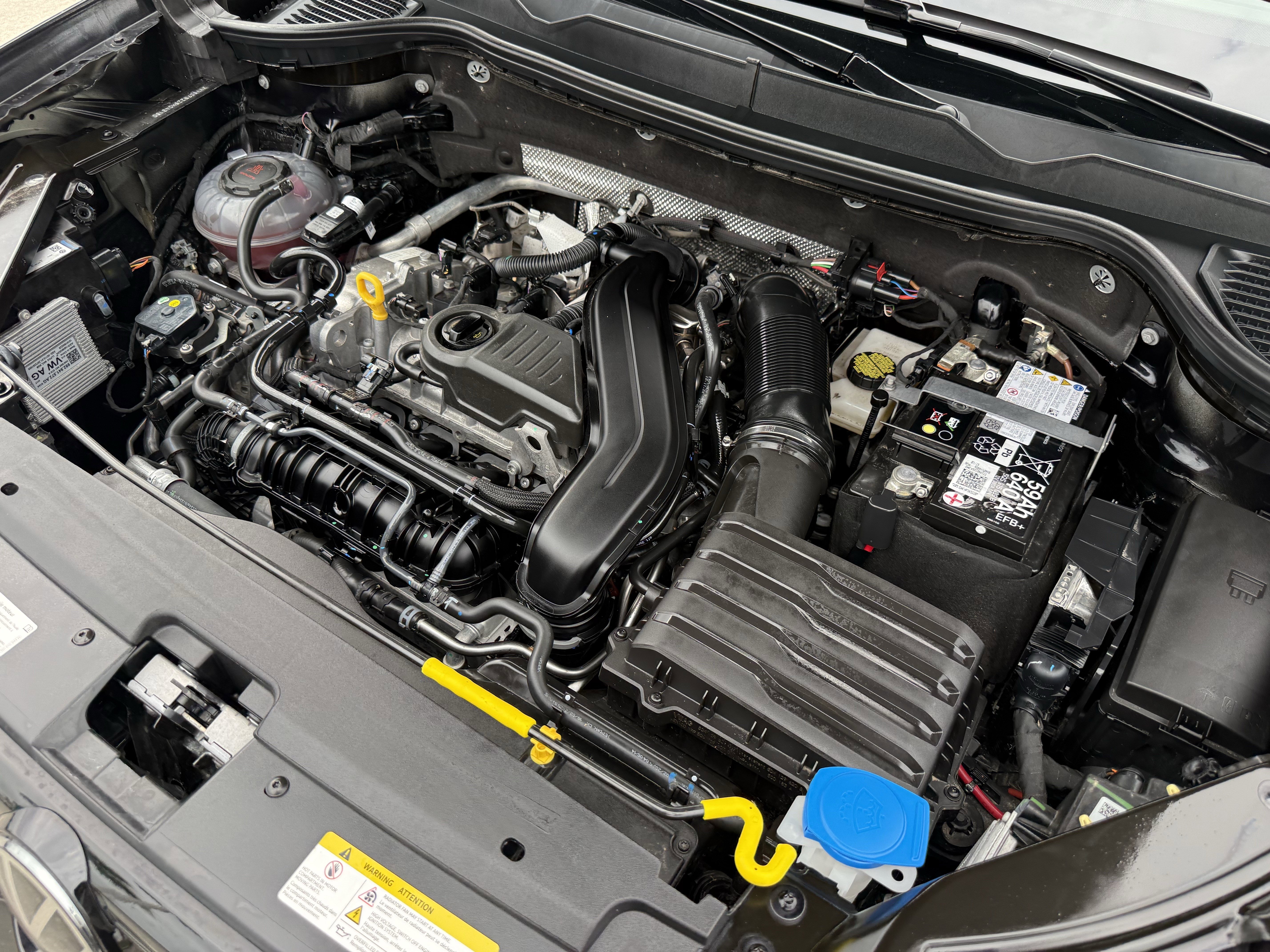 Used 2025 Volkswagen Taos SE image 32