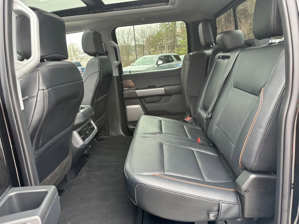 Used 2025 Ford F250 Lariat w/ Lariat Ultimate Package image 12