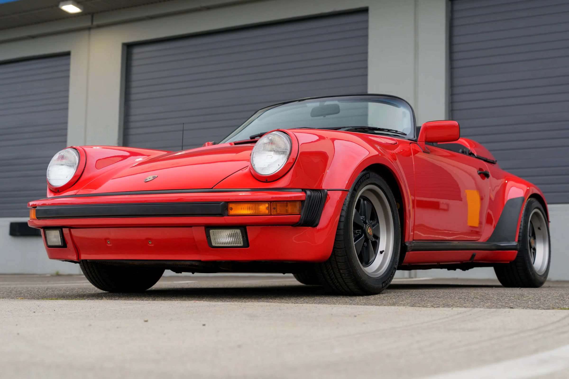 Used 1989 Porsche 911 Carrera RWD image 48