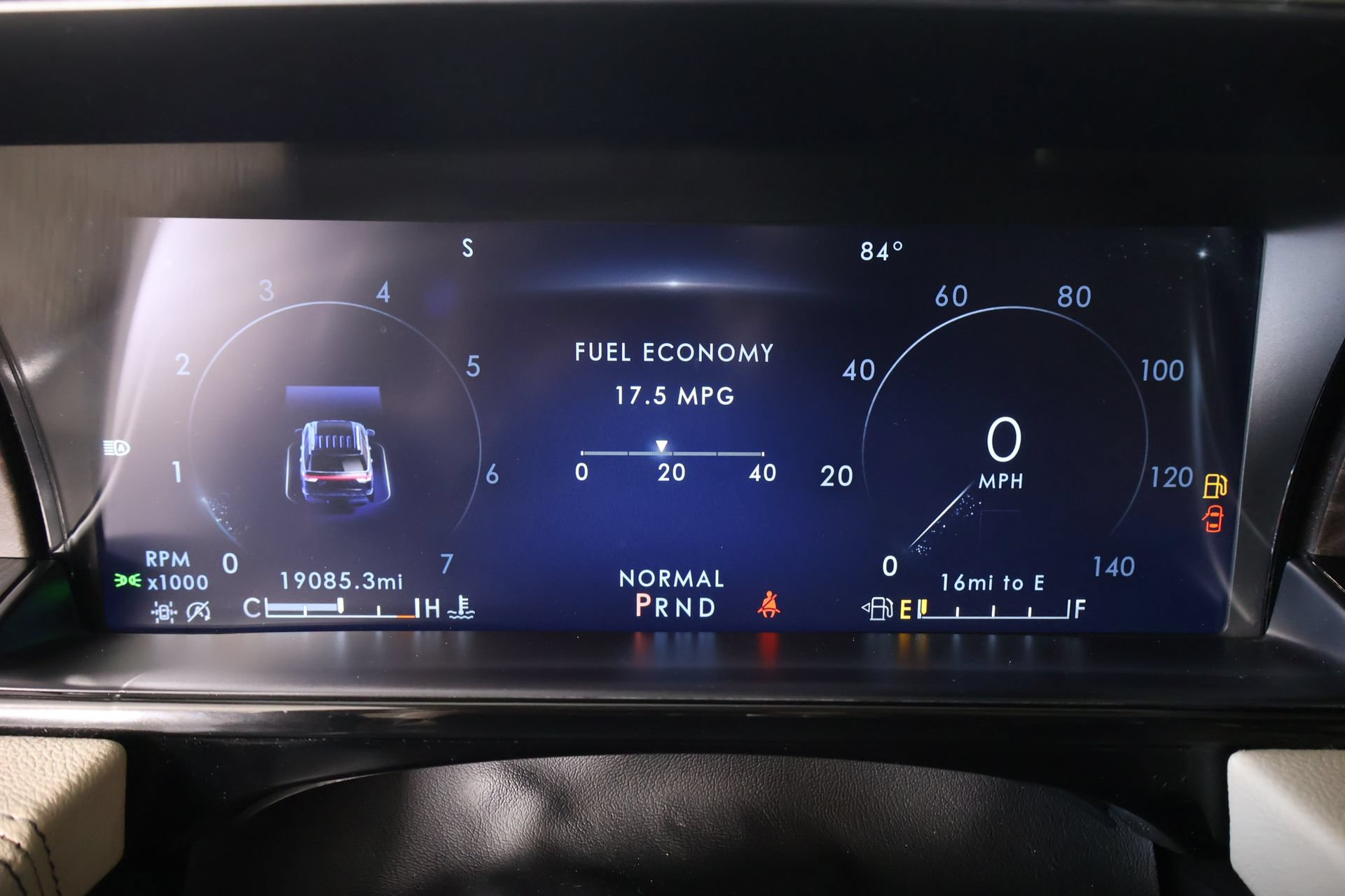Used 2024 Lincoln Navigator Premiere AWD/4WD image 4