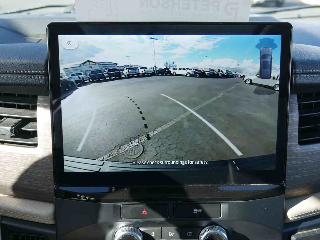 Used 2023 Ford Expedition Max Limited image 40
