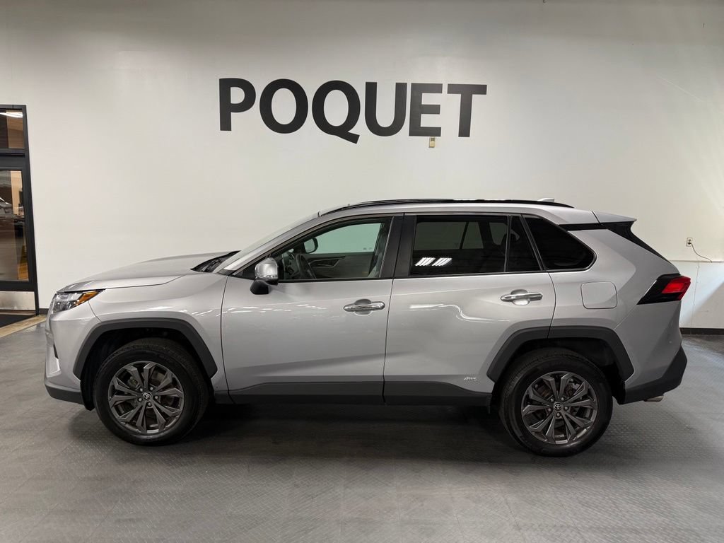 Used 2022 Toyota RAV4 Limited AWD/4WD image 1