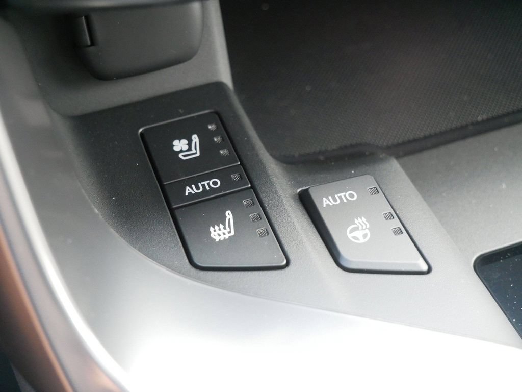 New 2026 Lexus LX 600 4WD w/ Appearance Package image 25