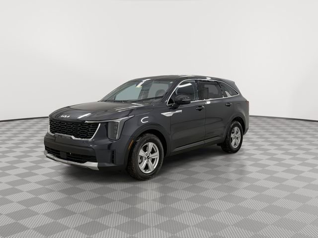 Used 2026 Kia Sorento LX image 4