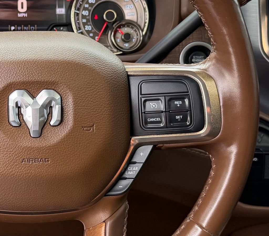 Used 2022 RAM 3500 Limited AWD/4WD image 46