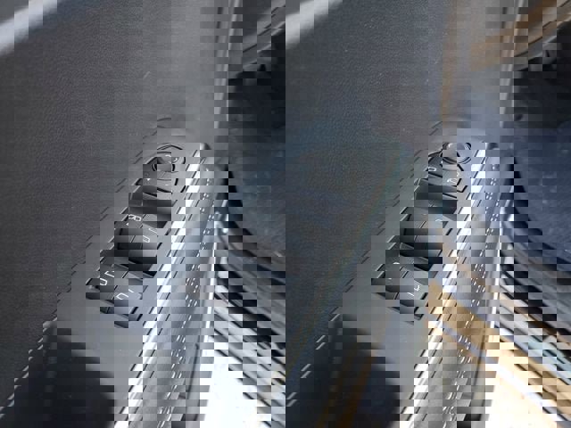 New 2026 GMC Acadia Elevation image 18