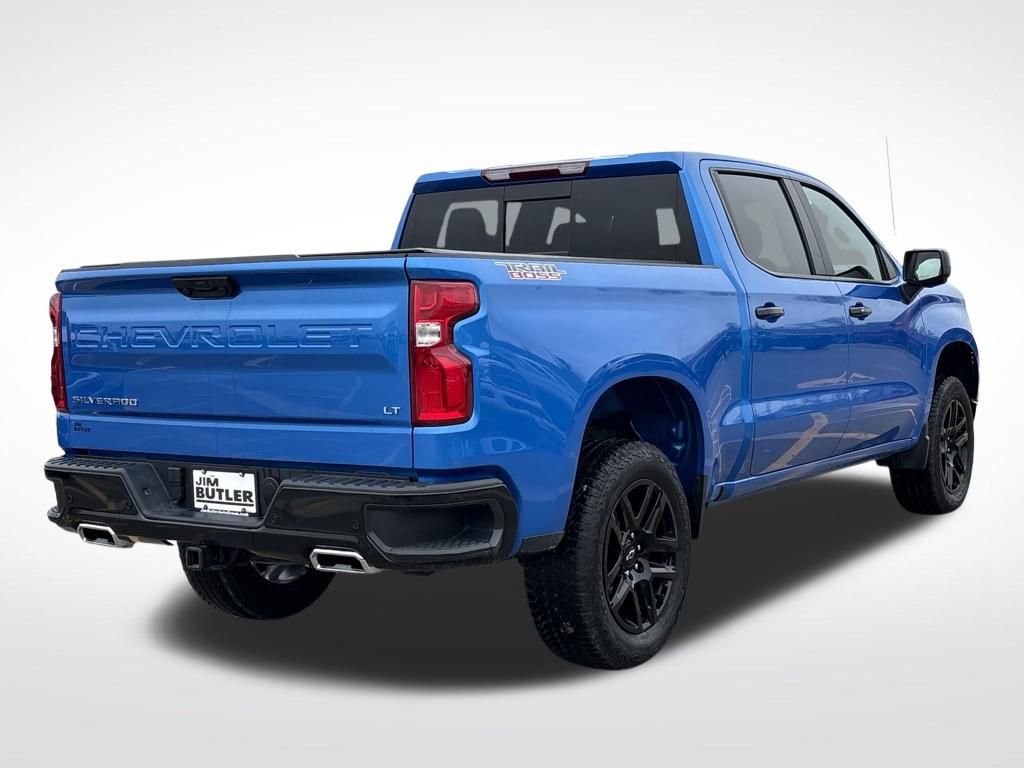 Used 2025 Chevrolet Silverado 1500 LT Trail Boss w/ Convenience Package II AWD/4WD image 7