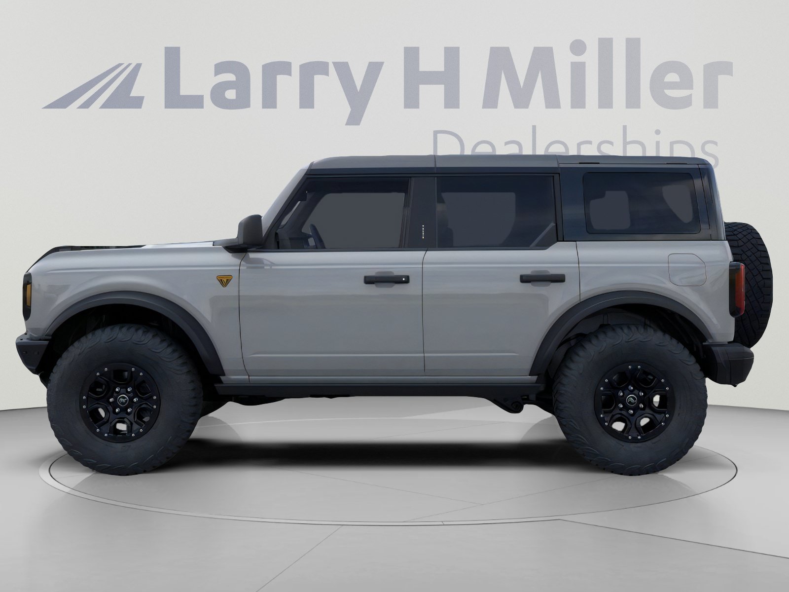 New 2026 Ford Bronco Badlands AWD/4WD image 3