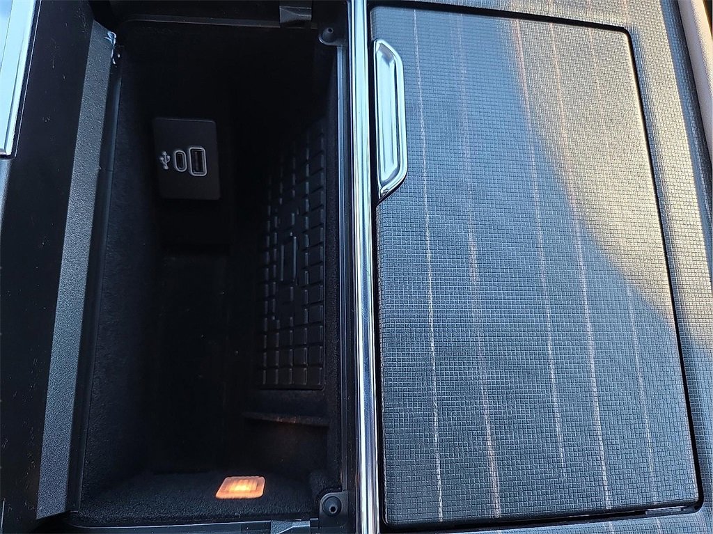 New 2026 Lincoln Navigator Black Label image 16