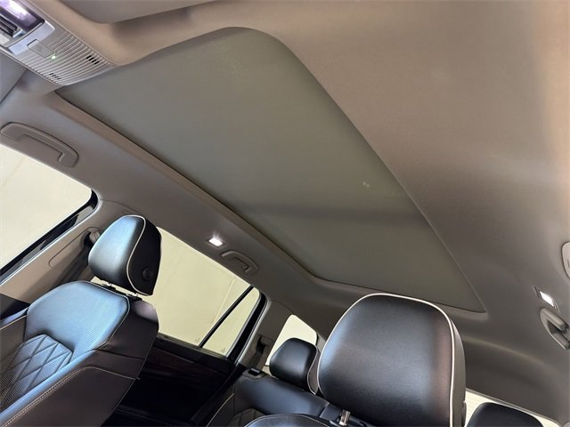 Used 2024 Volkswagen Atlas SEL Premium R-Line image 26