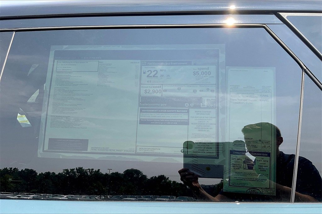 New 2025 Land Rover Range Rover Sport Dynamic SE image 14