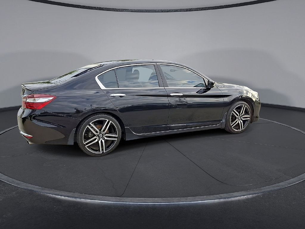 Used 2016 Honda Accord Sport image 7