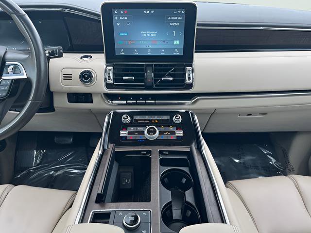 Used 2021 Lincoln Navigator L Reserve w/ Luxury Package image 26