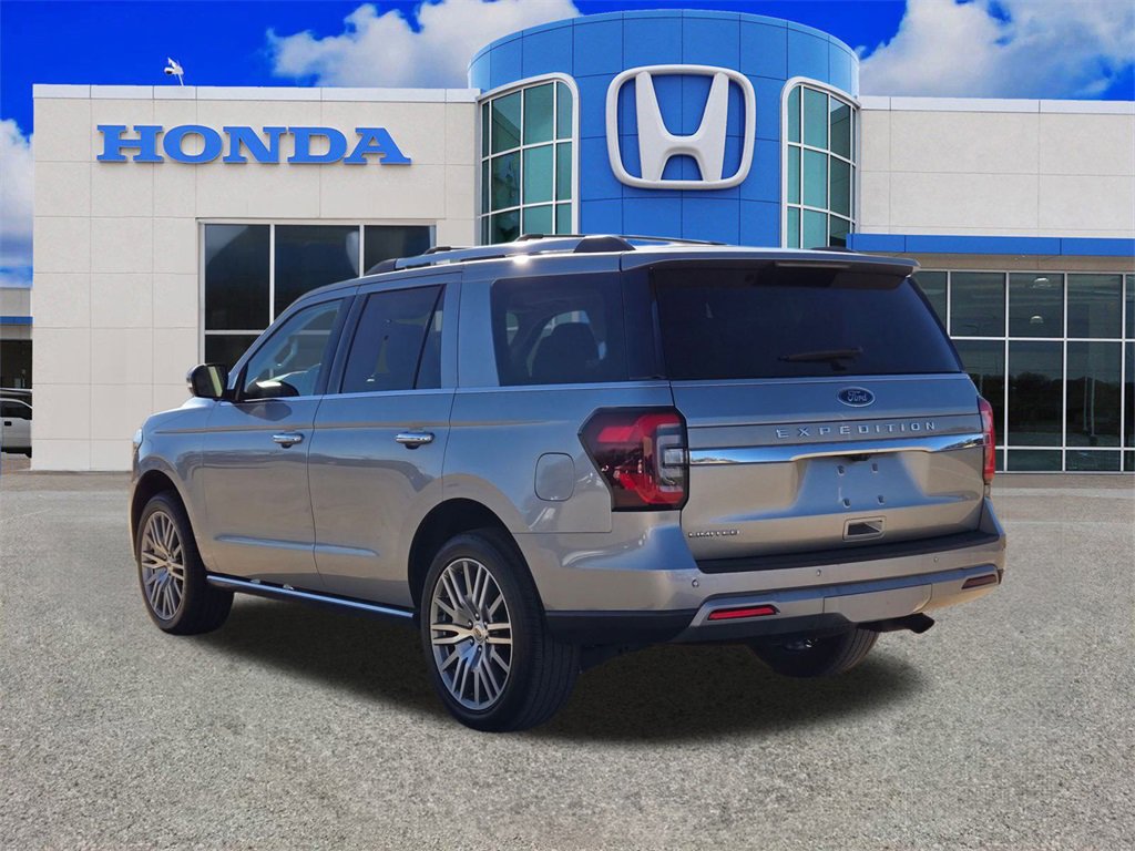 Used 2024 Ford Expedition Limited image 5