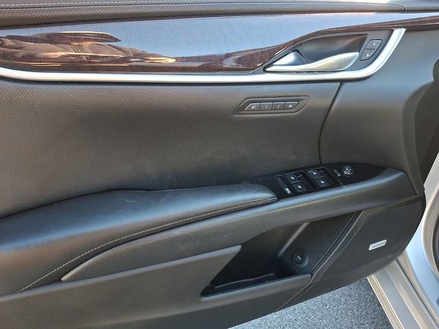 Certified 2017 Cadillac XTS Luxury image 12