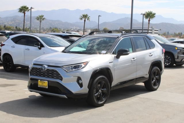 Used 2021 Toyota RAV4 XSE AWD/4WD image 3