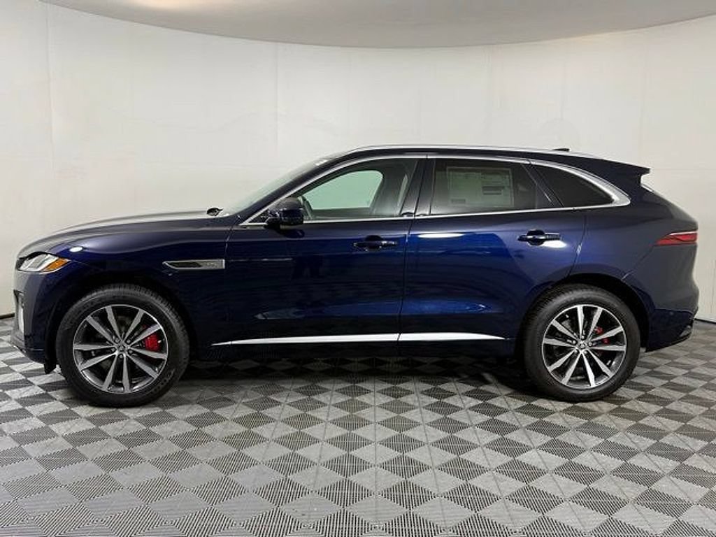 New 2026 Jaguar F-PACE R-Dynamic S AWD/4WD image 3