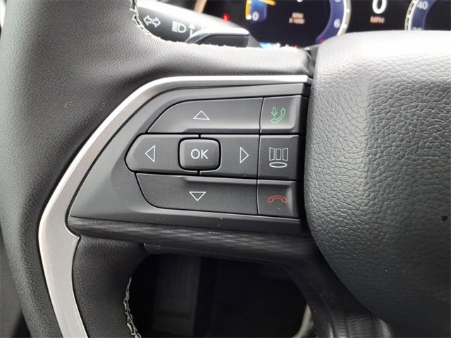 New 2025 Jeep Grand Cherokee L Altitude image 24