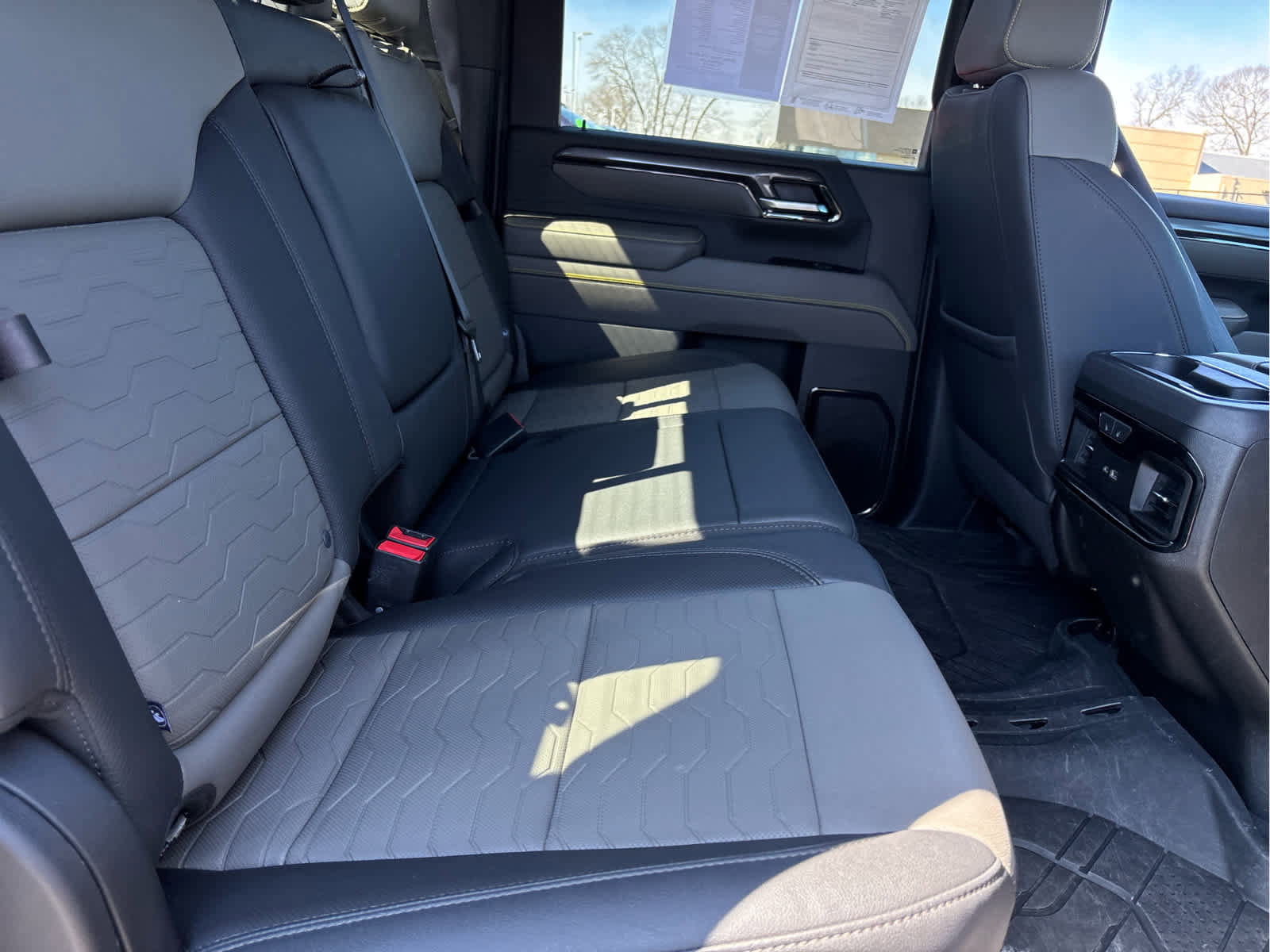 Certified 2024 Chevrolet Silverado 2500 ZR2 w/ Technology Package image 35