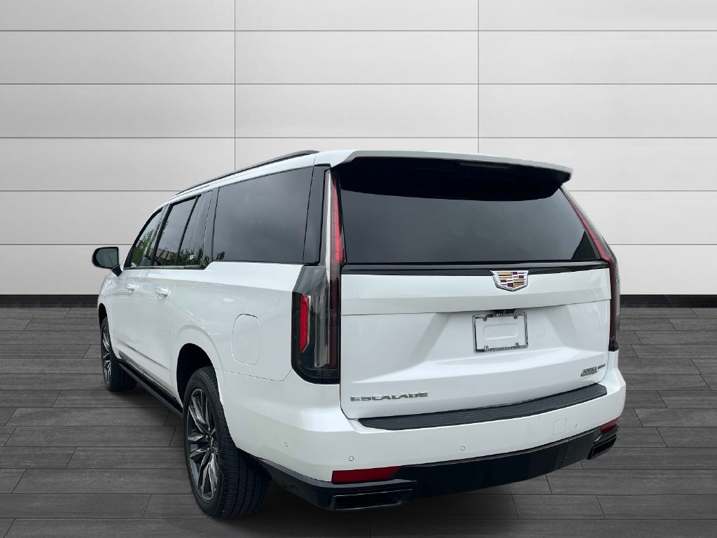 Used 2023 Cadillac Escalade ESV Sport w/ Touring Package AWD/4WD image 3