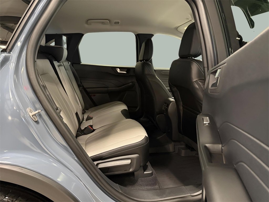 New 2026 Ford Escape SE w/ PHEV Premium Package image 23