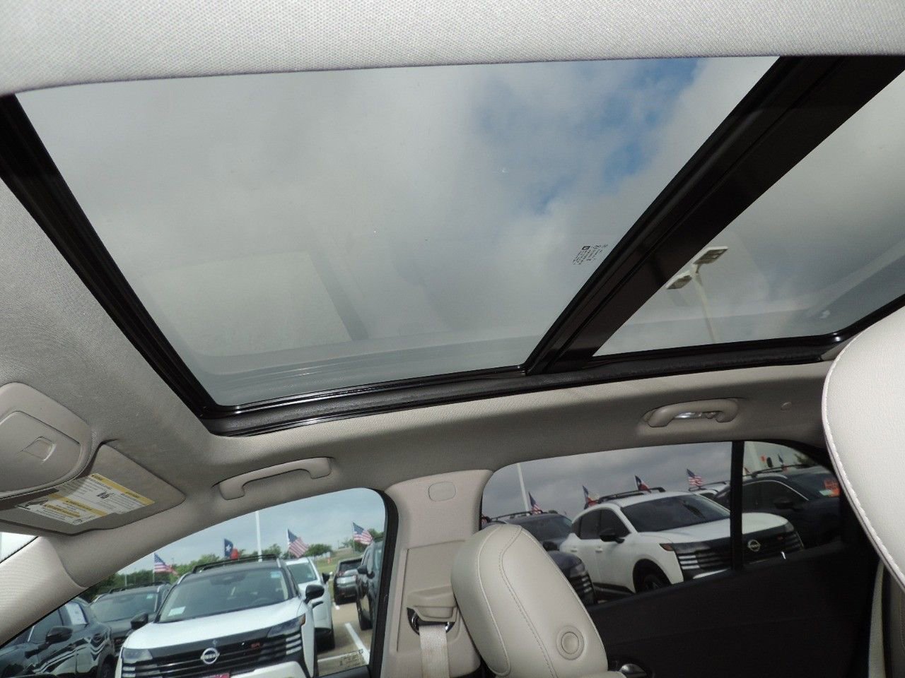 Used 2019 Cadillac XT4 Premium Luxury w/ Cold Weather Package FWD image 19