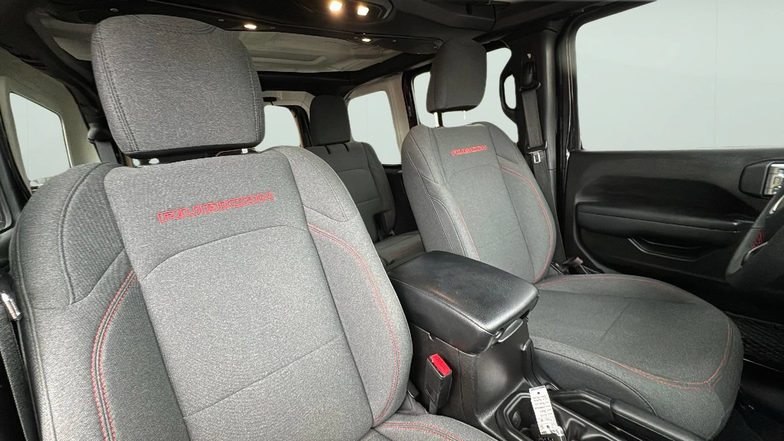 Used 2024 Jeep Wrangler Unlimited Rubicon w/ Dual Top Group AWD/4WD image 22