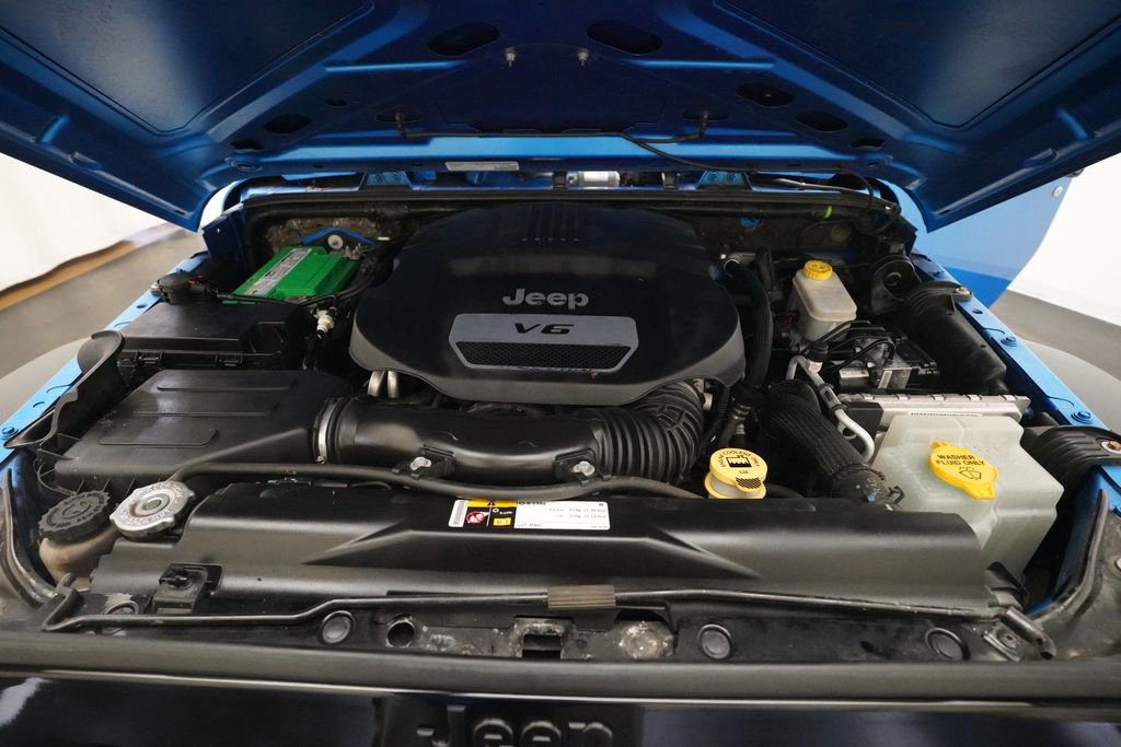 Used 2014 Jeep Wrangler Sport image 3