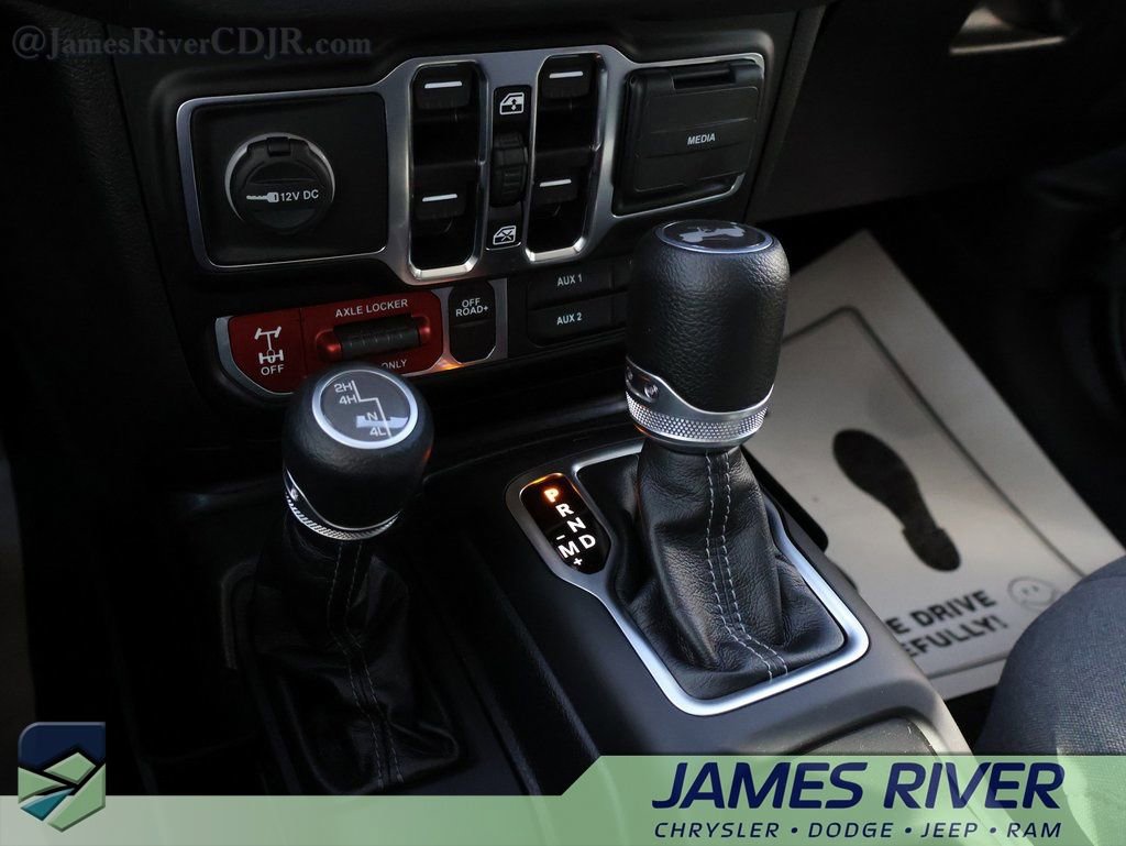 Used 2024 Jeep Wrangler Willys image 38