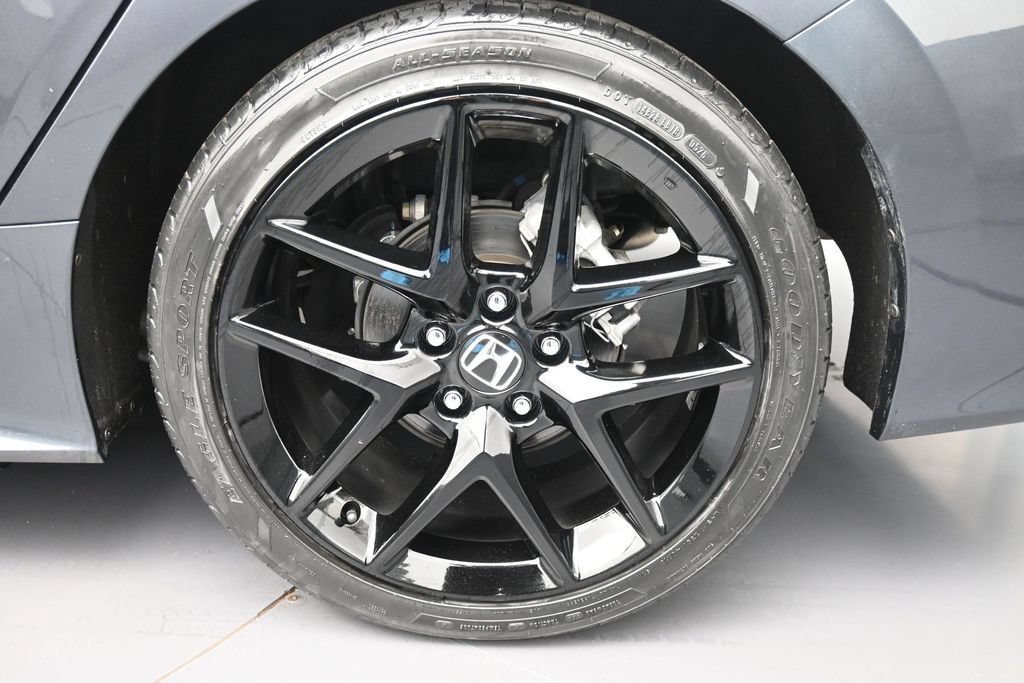 Certified 2025 Honda Civic Sport image 15