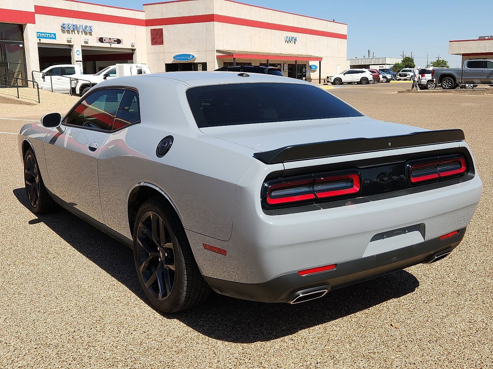 Used 2022 Dodge Challenger SXT w/ Blacktop Package RWD image 3