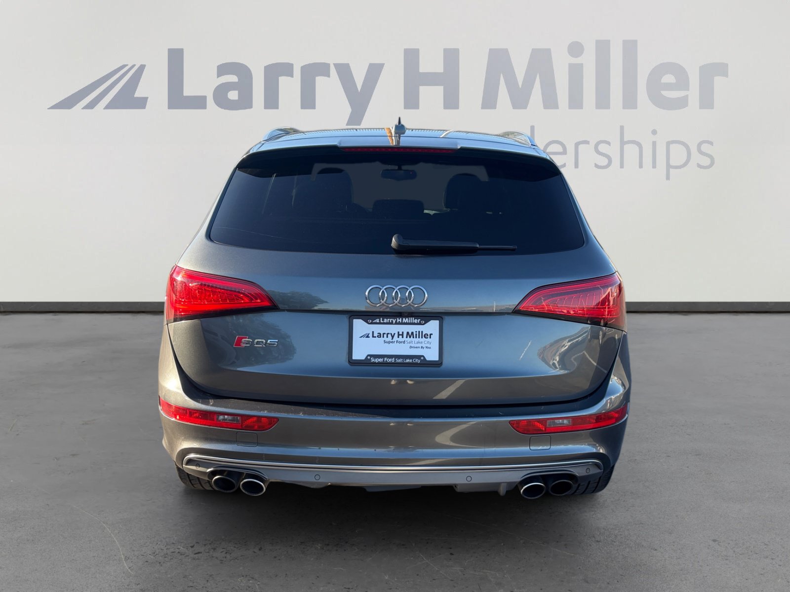 Used 2016 Audi SQ5 Premium Plus w/ Technology Package AWD/4WD image 4