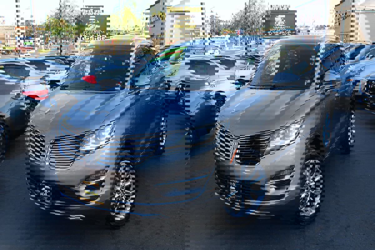 Used 2017 Lincoln MKC Select w/ Select Plus Package image 43