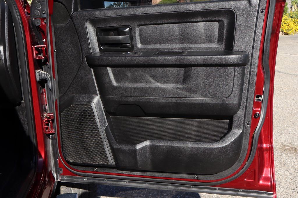 Used 2024 RAM 2500 Tradesman w/ Chrome Appearance Group image 40