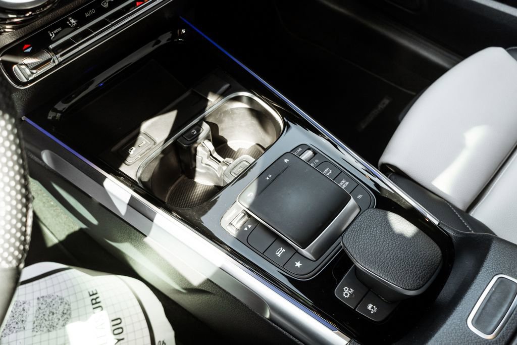 Used 2022 Mercedes-Benz GLB 35 AMG 4MATIC image 20