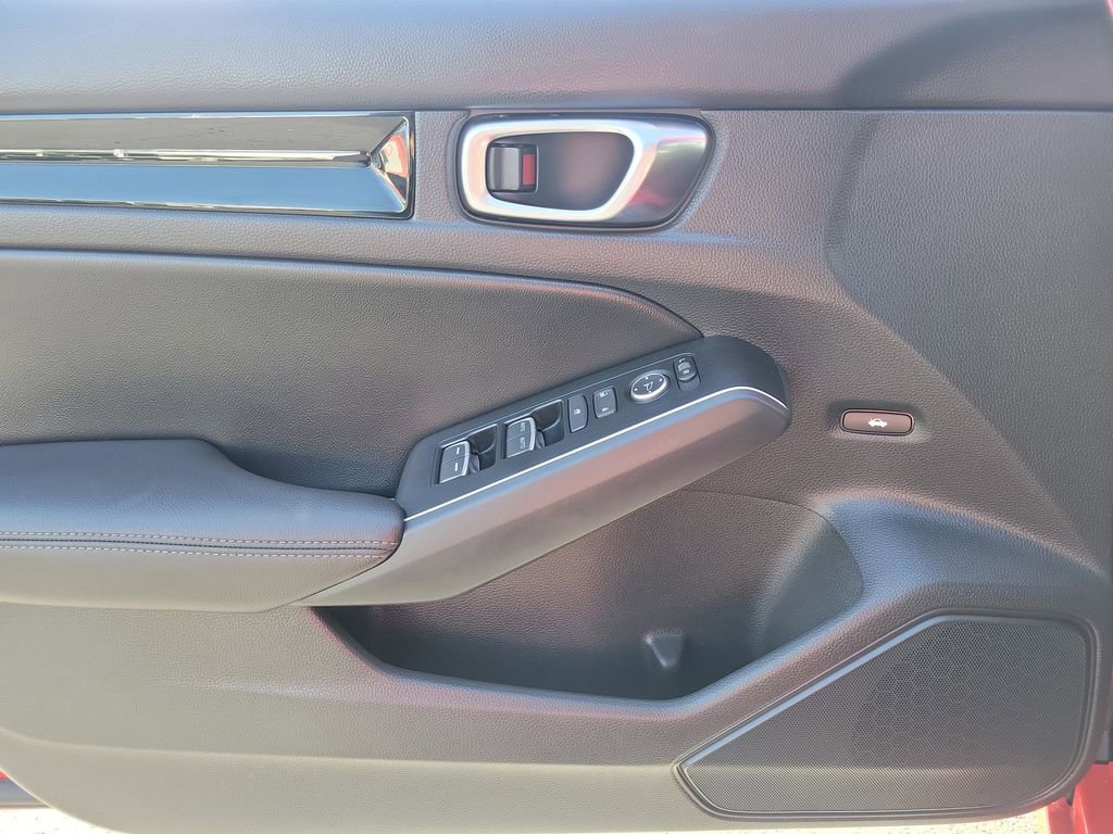 Used 2025 Honda Civic Sport image 18