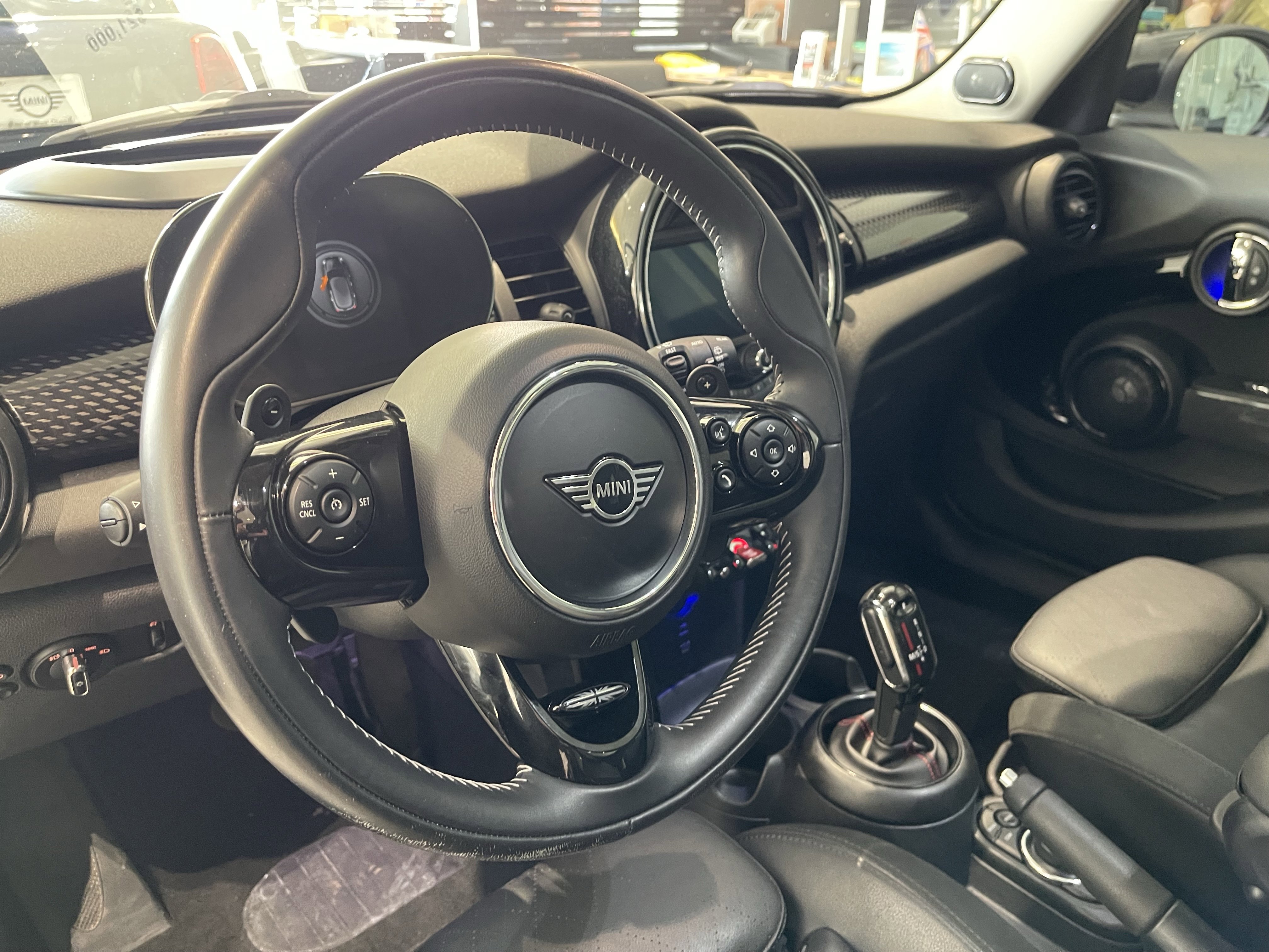 Used 2021 MINI Cooper S image 10