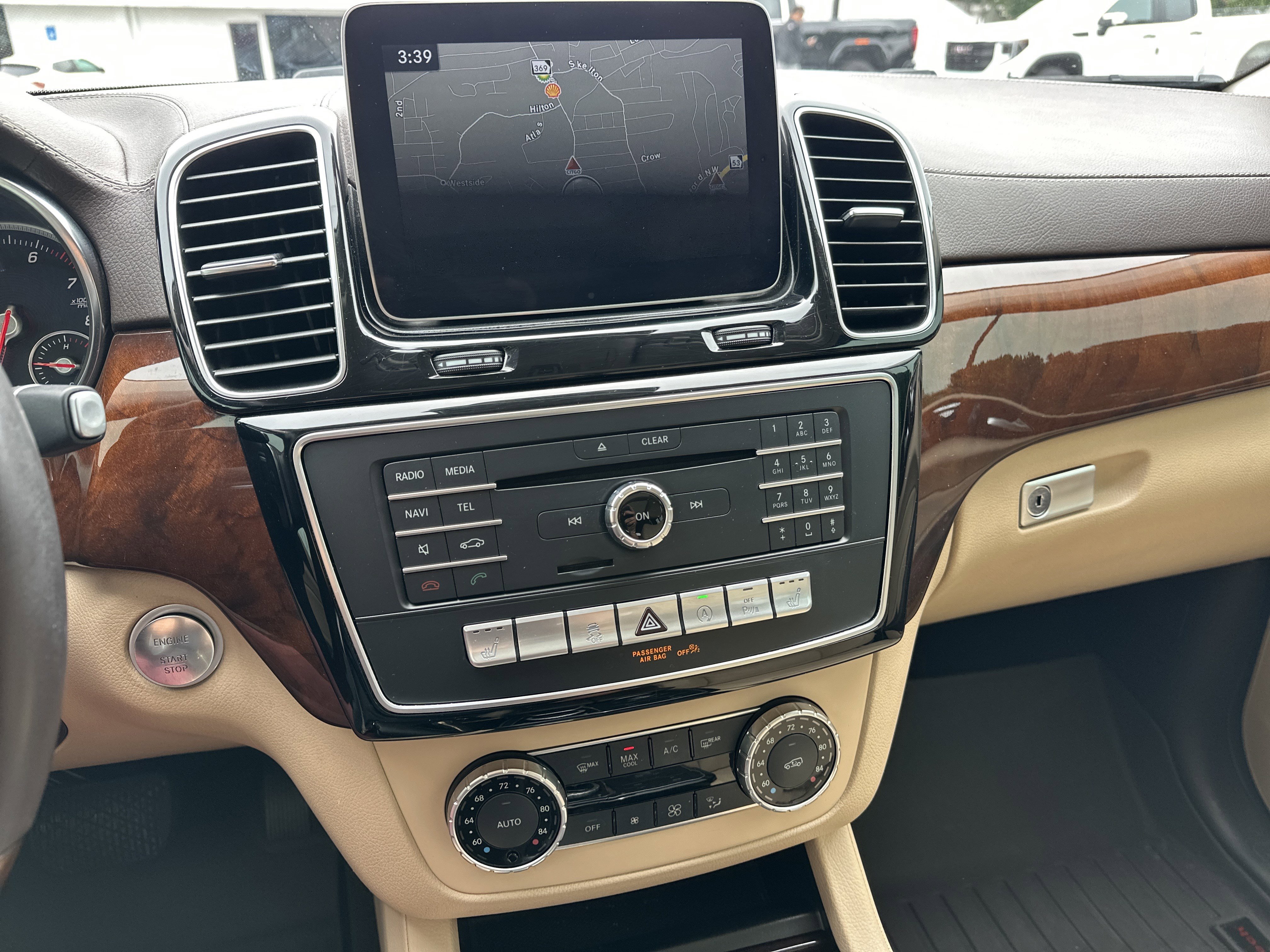 Used 2018 Mercedes-Benz GLS 450 4MATIC image 23
