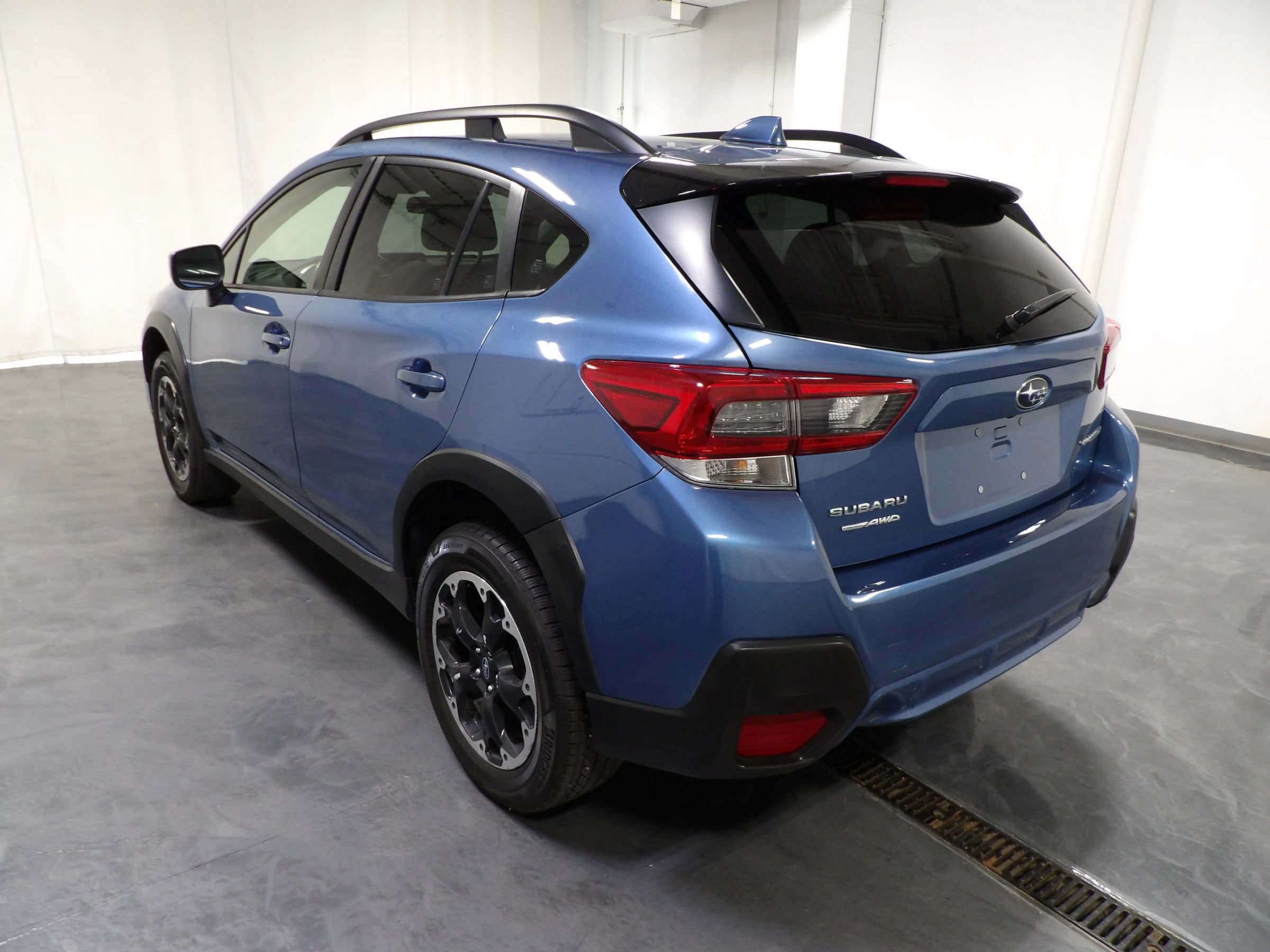 Used 2023 Subaru Crosstrek 2.0i Premium AWD/4WD image 6