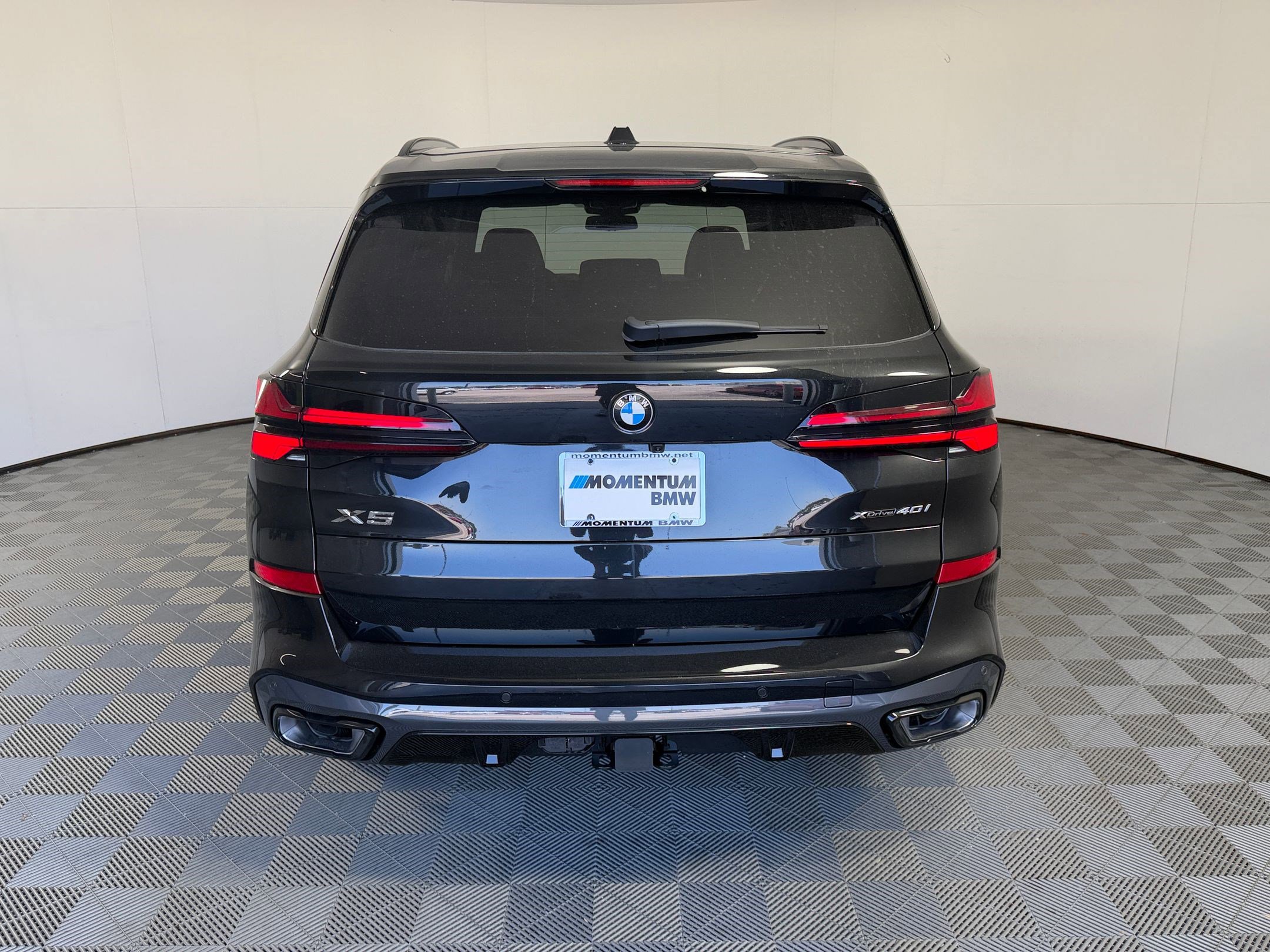 New 2026 BMW X5 xDrive40i w/ M Sport Package AWD/4WD image 10