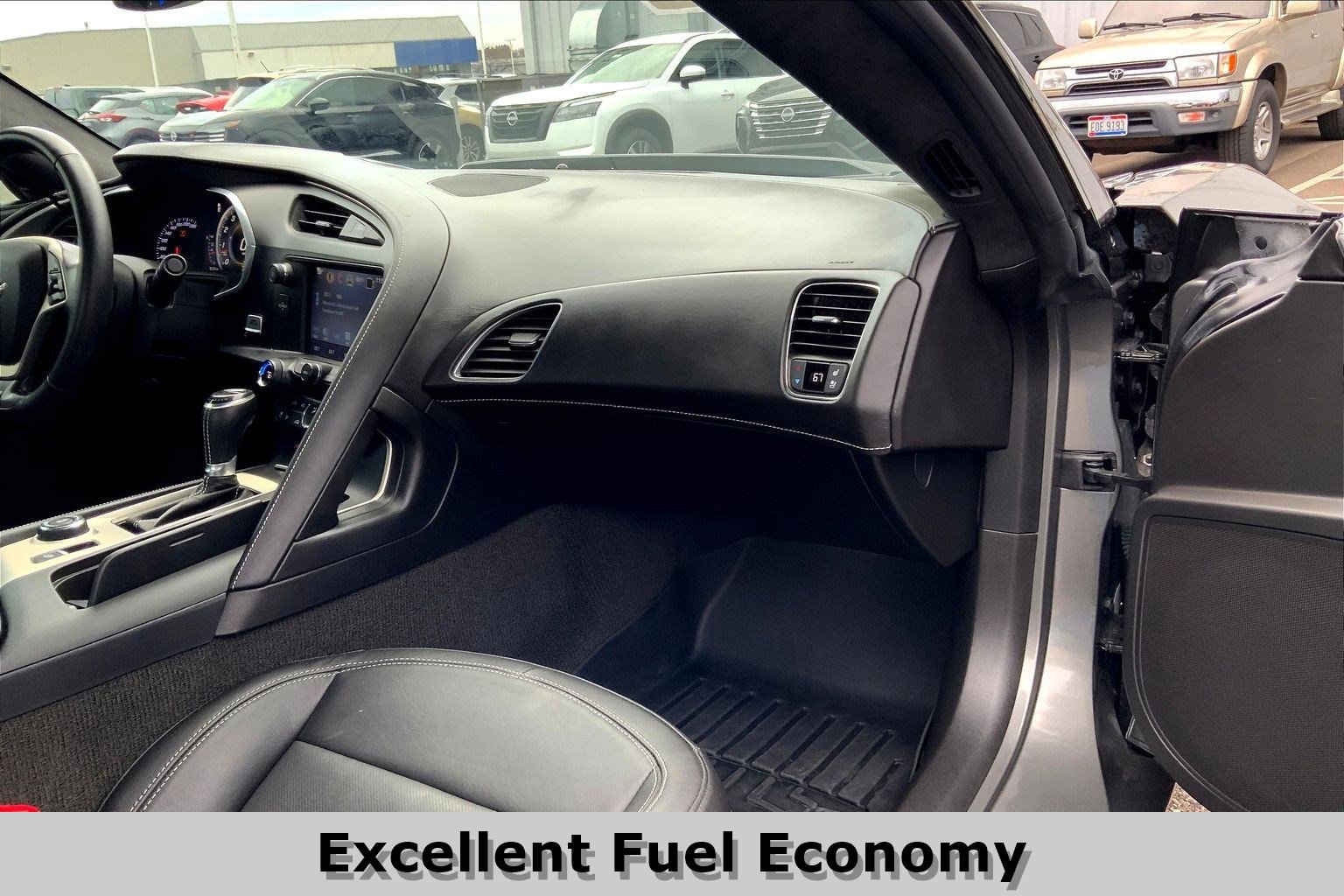 Used 2016 Chevrolet Corvette Z06 w/ 3LZ Preferred Equipment Group image 17