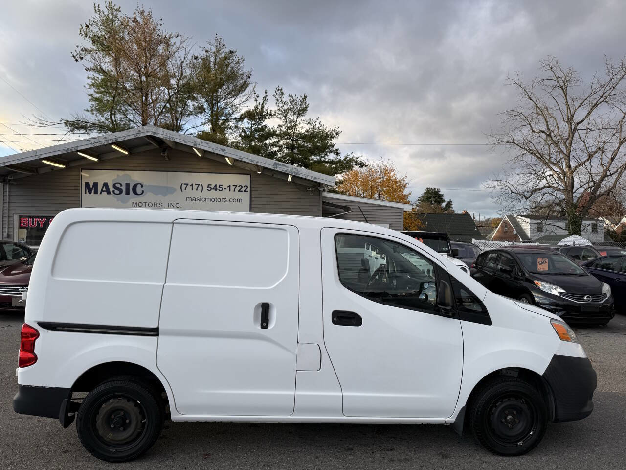 Used 2017 Nissan NV200 S w/ Cruise Control Package image 3