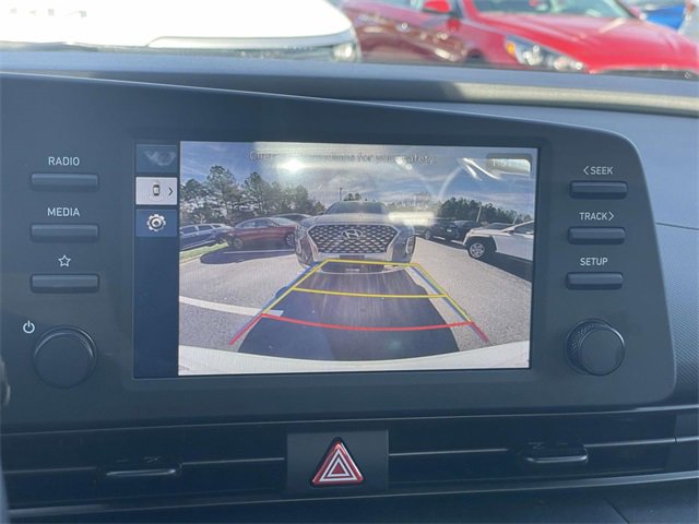 Certified 2025 Hyundai Elantra Sport image 23