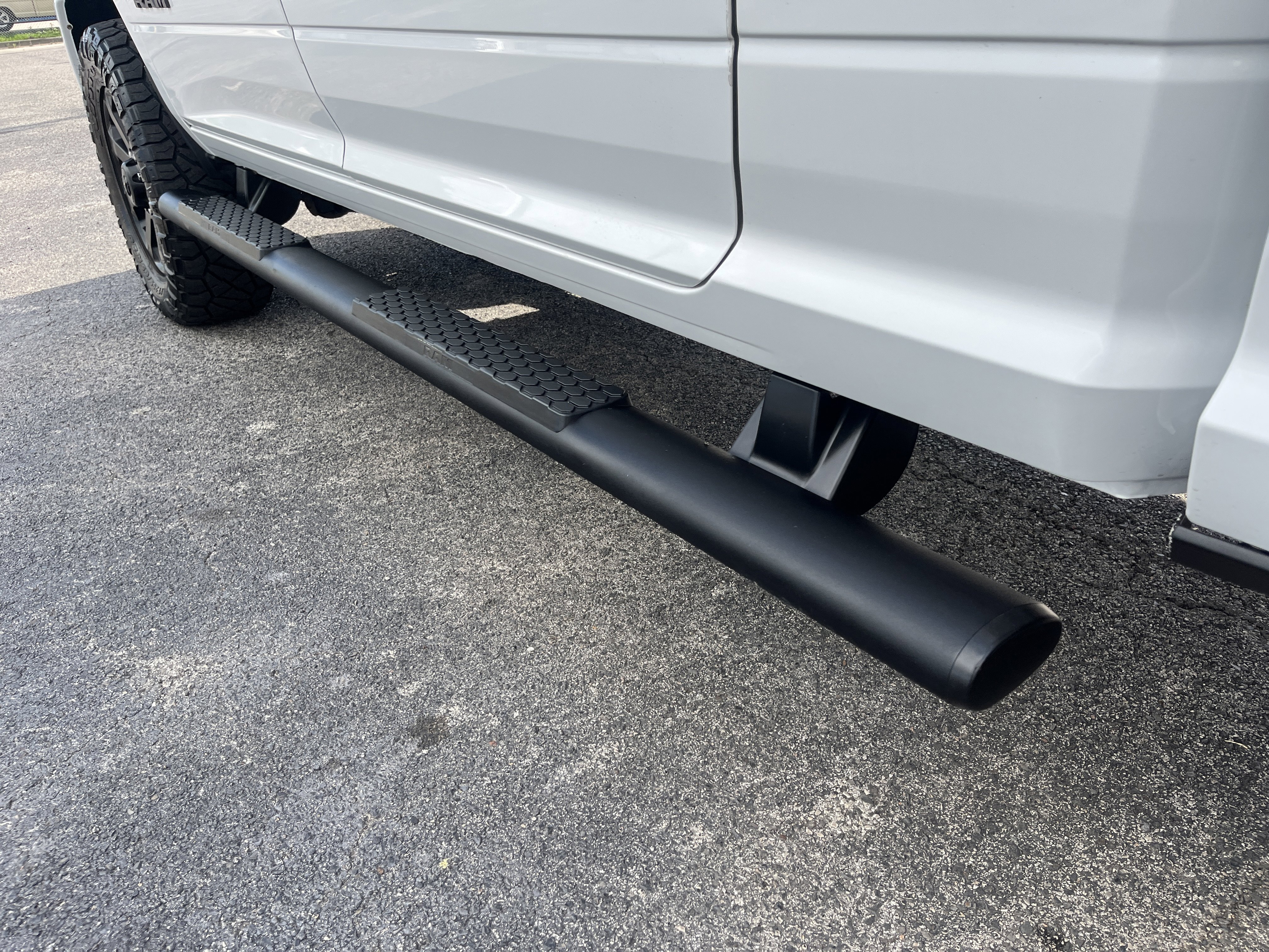 Used 2022 RAM 2500 Lone Star w/ Night Edition image 10