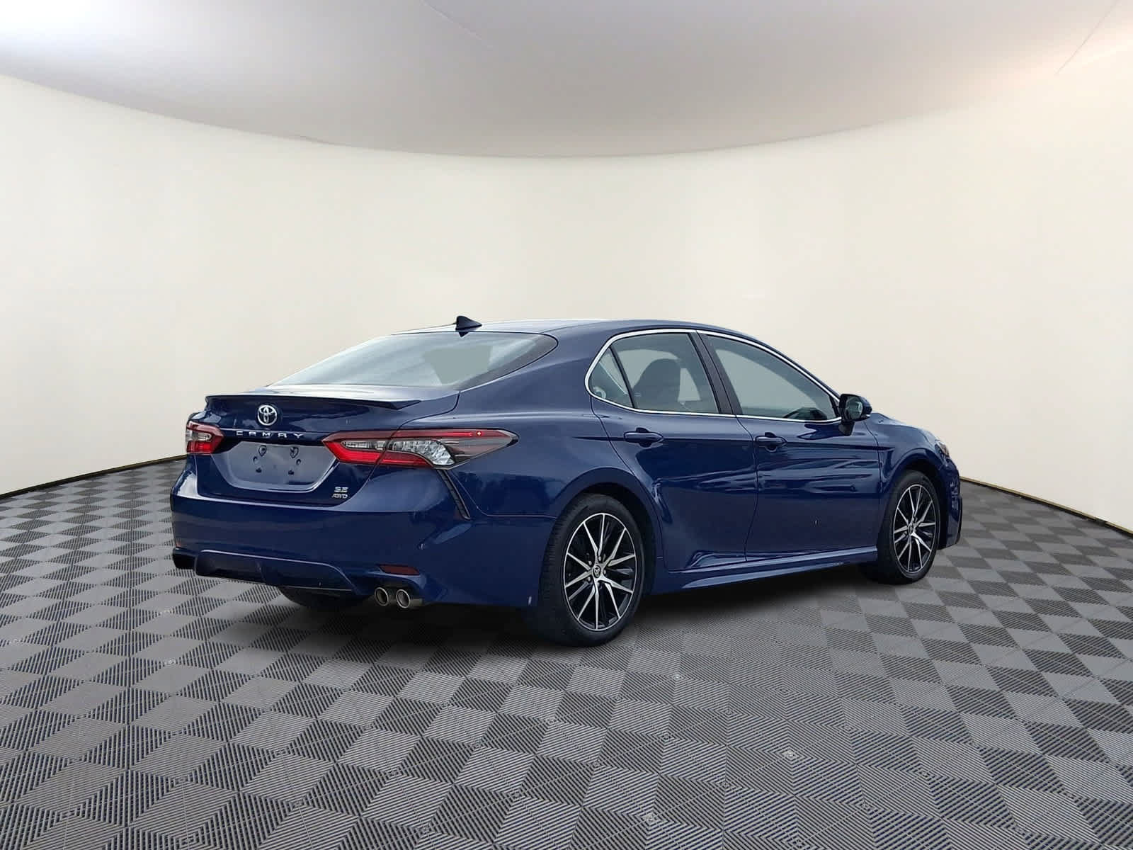 Certified 2024 Toyota Camry SE w/ Cold Weather Package AWD/4WD image 5