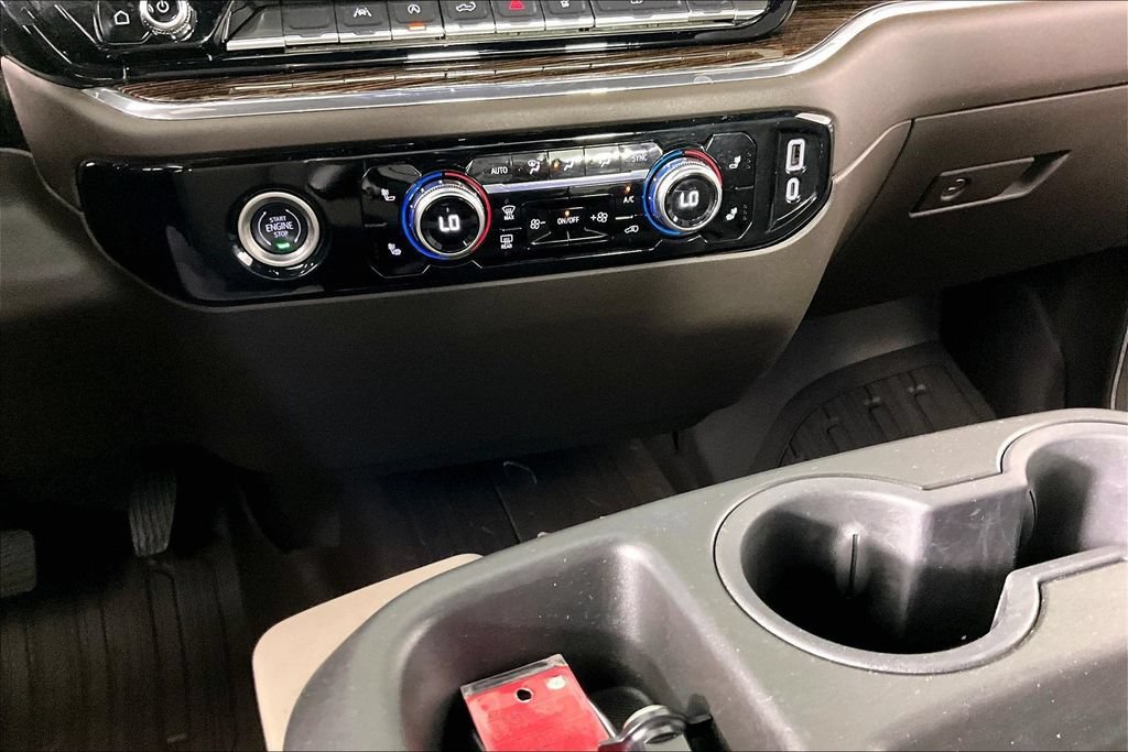Used 2024 GMC Sierra 1500 SLE AWD/4WD image 9
